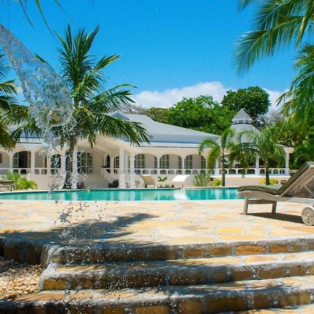 Kinondo Zumzum Beach House Bed & Breakfast エクステリア 写真