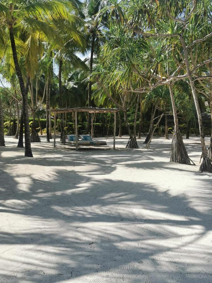 Kinondo Zumzum Beach House Bed & Breakfast エクステリア 写真